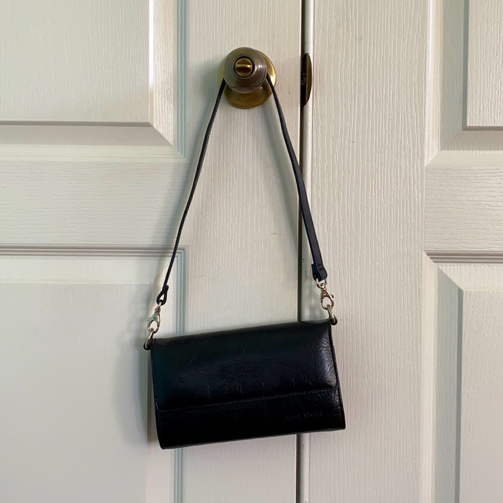 ✔ PELLE STUDIO Black leather wallet on a strap